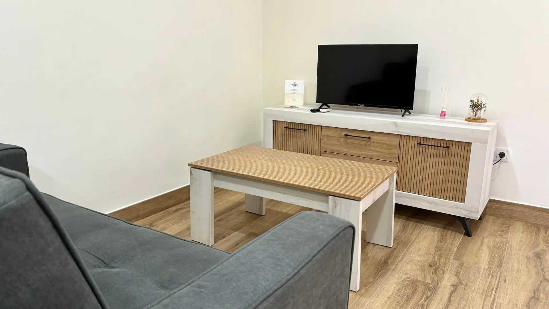 Homestay Ansa Beach Apartments - Why Not Malaga