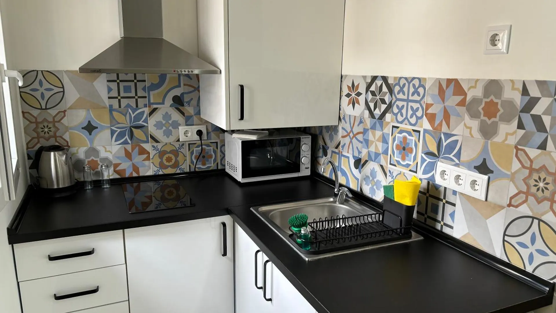 Ansa Beach Apartments - Why Not Malaga 0*,  Spain